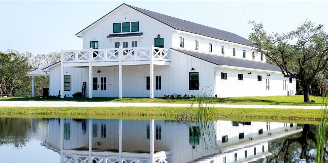 King’s Crossing Barn & Farm